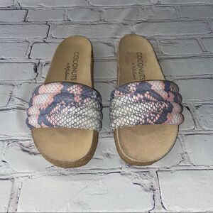 NWOB Coconuts by Matisse Women's Stunner Quilted Slide SandalSize  8 Pink Snake